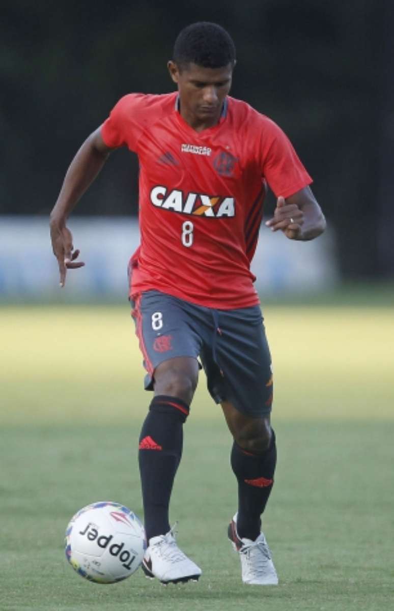 Márcio Araújo tem contrato somente até o fim deste ano (foto:Wagner Meier/LANCE!Press)