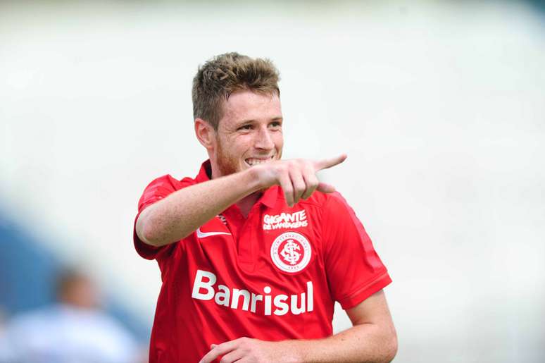 O atacante Aylon é um dos jogadores que não foram relacionados para a partida contra o Santos pela Copa do Brasil