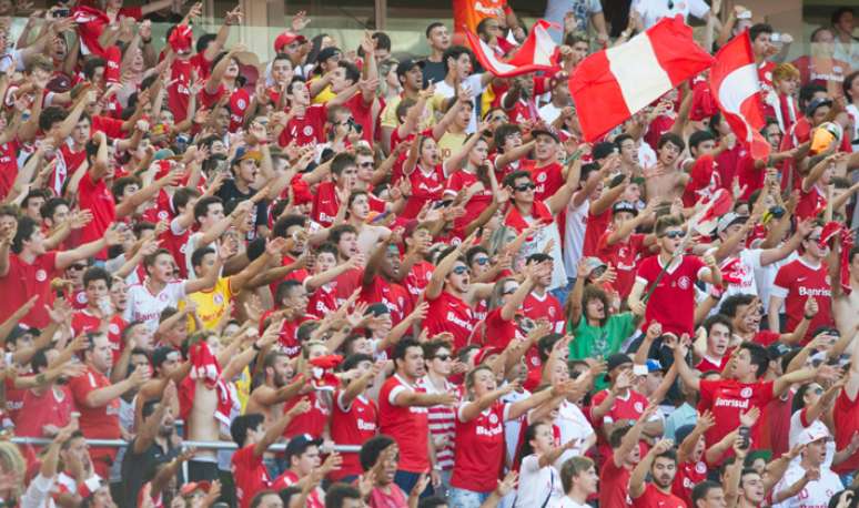 Diretoria do Inter aposta em apoio de sua torcida em casa na luta contra o rebaixamento no Campeonato Brasileiro