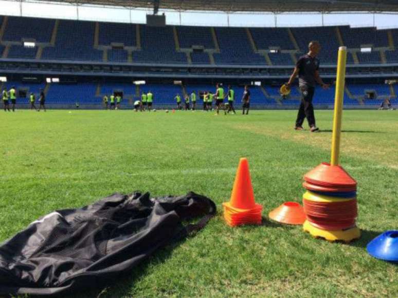 Jogadores voltaram ao estádio após mais de nove meses treinando em outros lugares (Foto: reprodução/Twitter)