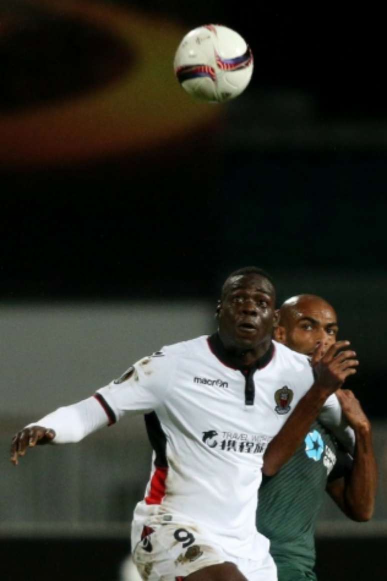 Balotelli fez um gol, mas saiu no intervalo (Foto: AFP)