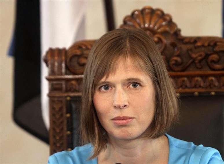 Kersti Kaljulaid se torna a primeira mulher eleita para presidente da Estônia