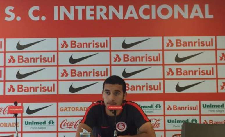 Lateral vive ótima fase no clube gaúcho (Foto: Divulgação / SC Internacional)