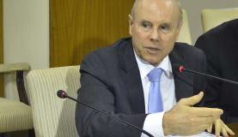 O  TCU considerou o ex-ministro da Fazenda Guido Mantega  um  dos  principais  responsáveis  pelas  chamadas pedaladas fiscais  