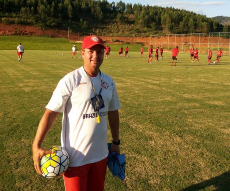 Ney da Matta conseguiu levar o Boa (que neste ano caiu para a Segundona Mineira) para a Série B do Brasileirão (Foto: Divulgação)