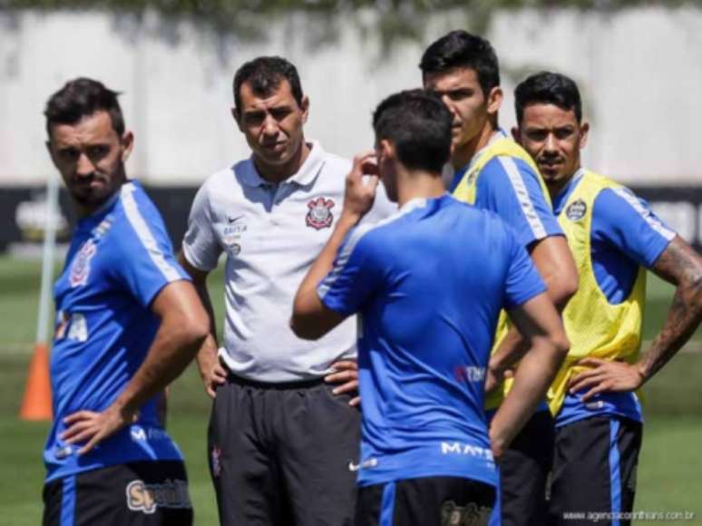 Corinthians treinou de olho no Santa Cruz