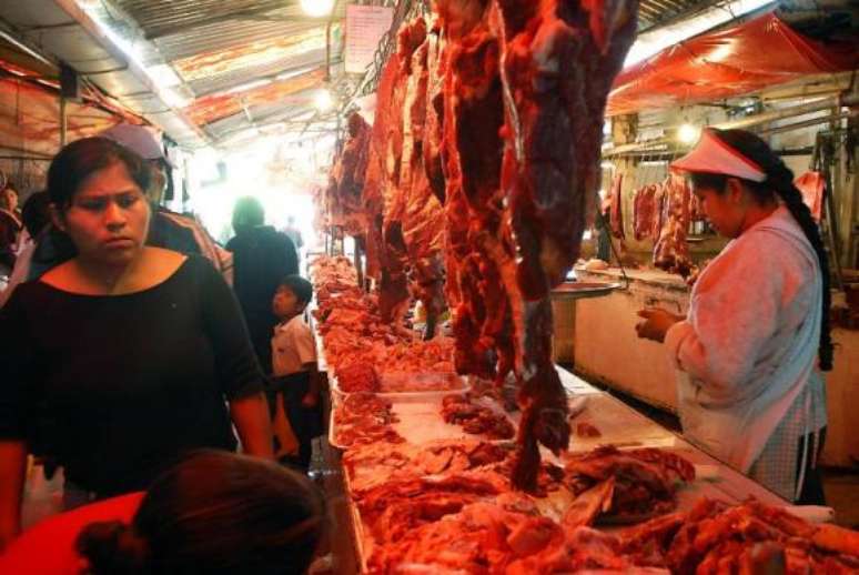 A principal pressão inflacionária foi verificada em alimentação e o item que mais influenciou a recuperação de preços nesse grupo foi a carne bovina - Arquivo/Agência Brasil