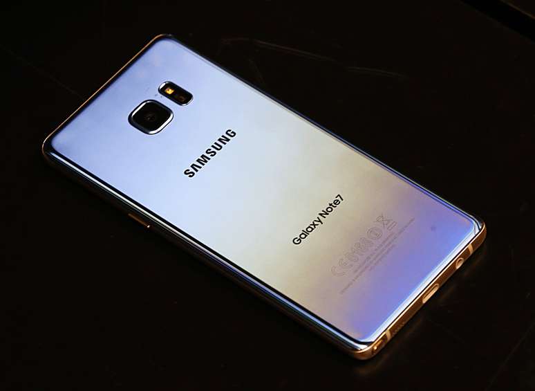 Samsung Note 7 ficou famoso não por sua tecnologia, mas pelos casos de explosão do aparelho.
