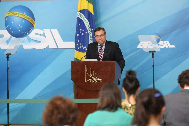 O porta-voz da Presidência da República, Alexandre Parola, durante briefing no Palácio do Planalto 