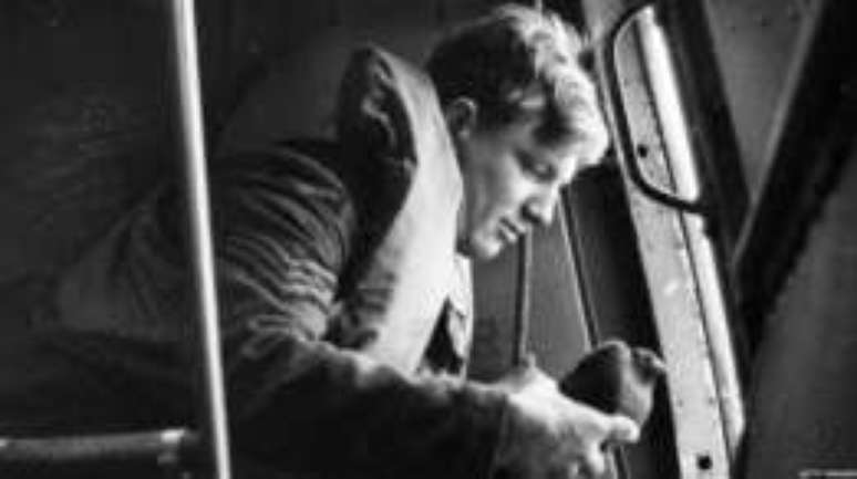 O pombo-correio &eacute; conhecido por levar mensagens sigilosas h&aacute; muito tempo