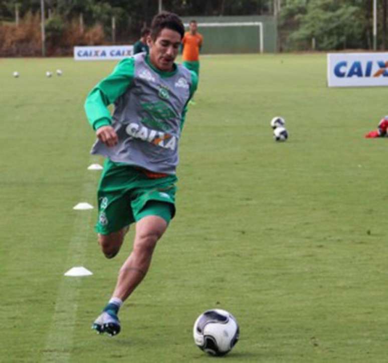 Gimenez pede atenção no duelo contra o Cruzeiro, fora de casa (Foto: Cleberson Silva/Chapecoense)