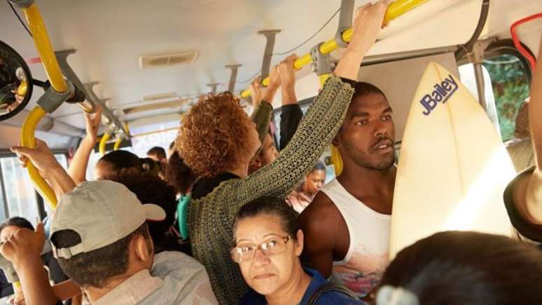 O objetivo básico do transporte é o de melhorar a conexão entre as pessoas, mas, muitas vezes, ele só faz aumentar a divisão social 