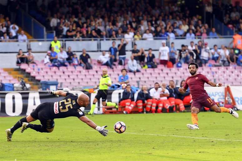 Jogando fora de casa, a equipe da capital superou o Napoli, por 2 a 1, pela oitava rodada do Campeonato Italiano.