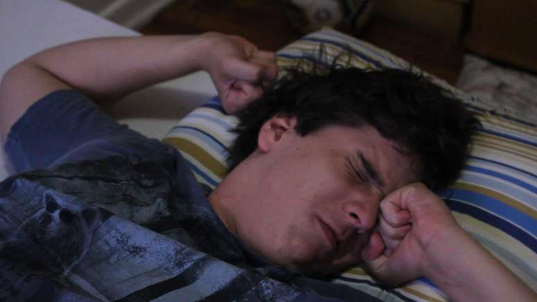 O estudo desenvolvido por Umemura no Grupo Multidisciplinar de Desenvolvimento e Ritos Biol&oacute;gicos, vinculado ao Instituto de Psicologia da Universidade de S&atilde;o Paulo, se concentrou em como a mudan&ccedil;a no rel&oacute;gio influi na temperatura do corpo humano.