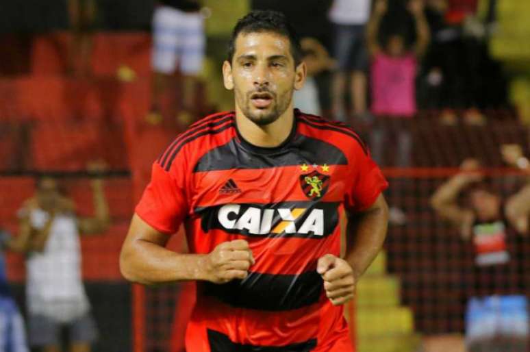 Diego Souza marcou o gol da vitória do Sport (Foto: Carlos Ezequiel Vannoni/Eleven)