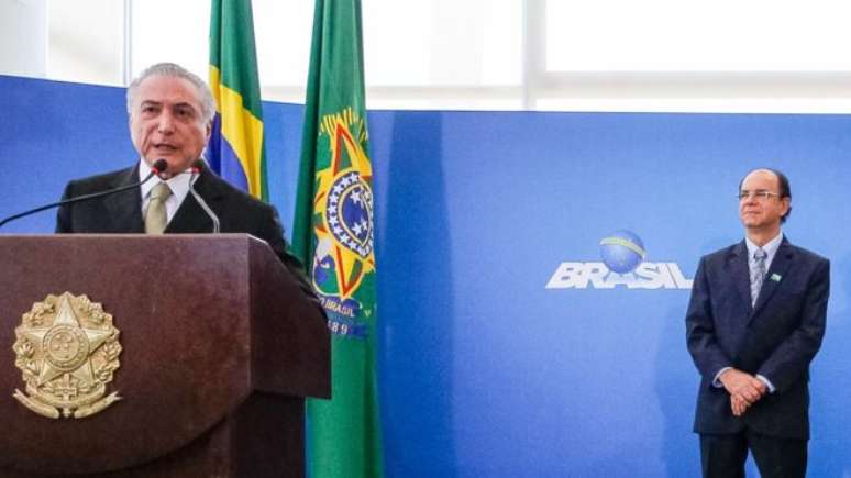 Temer e o novo presidente do Ipea, Ernesto Lozardo, em sua nomeação, em junho