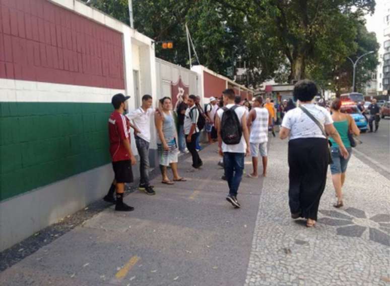 Torcida do Fluminense fez manifestação nas Laranjeiras (Foto:Divulgação)
