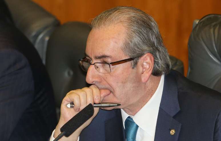 Apesar da defesa de Cunha já ter descartado a hipótese de delação premiada do ex-deputado, a consultoria considera essa probabilidade alta