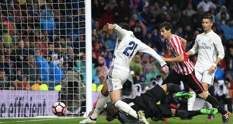 Morata toca para o fundo do gol e garante a vitória do Real Madrid sobre o Athletic Bilbao