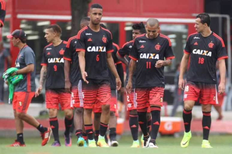 Grupo do Flamengo não quer se entregar (Foto: Gilvan de Souza / Flamengo)