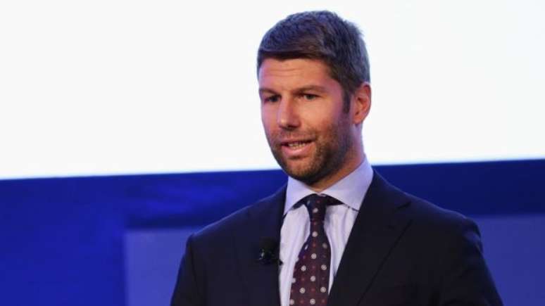 Thomas Hitzlsperger, ex-jogador da sele&ccedil;&atilde;o Alem&atilde;, declarou publicamente ser homossexual.