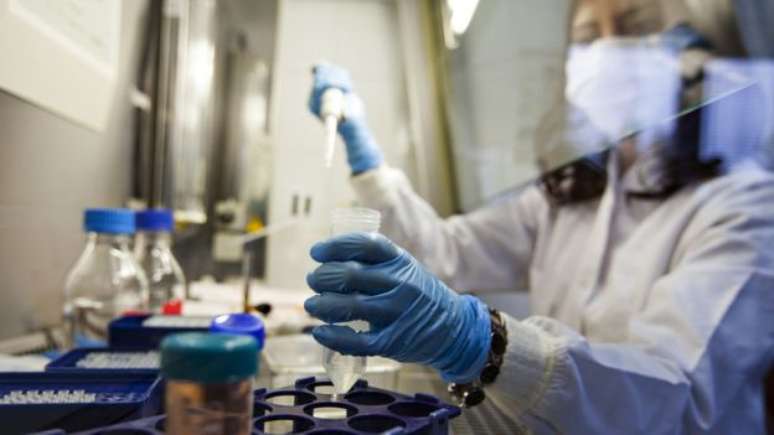 O estudo desenvolvido na Universidade do Arizona conseguiu traçar a árvore genealógica do HIV