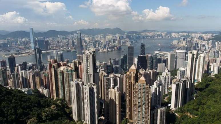 Hong Kong foi construída em terreno montanhoso