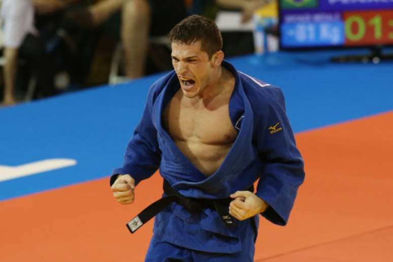 Victor Penalber ficou com a medalha de prata no Grand Slam de Abu Dhabi (Foto: Eduardo Viana/Lancepress!)
