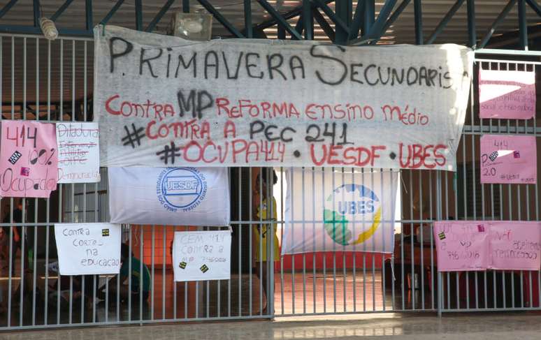 Ocupação contra a reforma do ensino médio, em Brasília