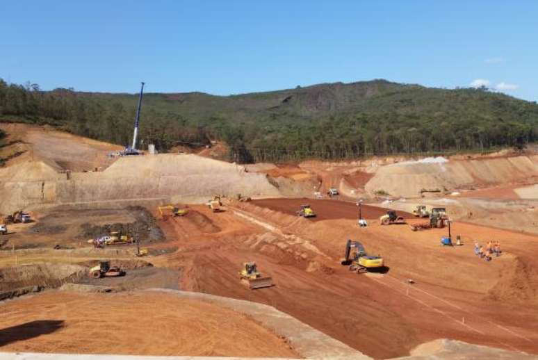 Obras da Barragem de Nova Santarém 