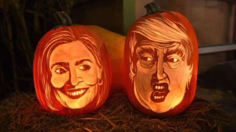 Os rostos de Hillary e Trump também viraram itens de decoração para o Halloween