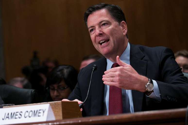 James Comey em uma audiência no Congresso 