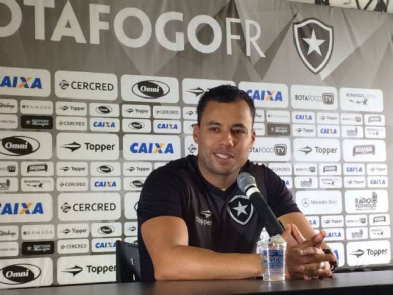 Jair Ventura deve permanecer no Botafogo para a temporada que vem (Foto: Reprodução)