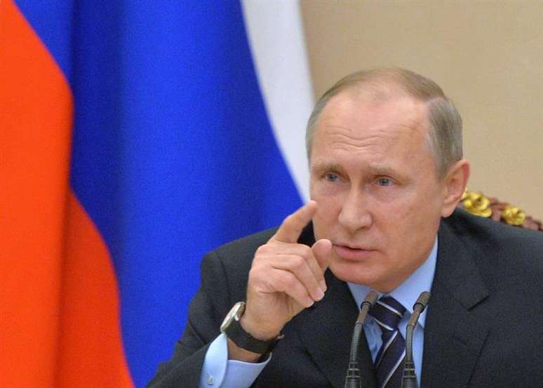 Vladimir Putin enviou mensagem para Donald Trump