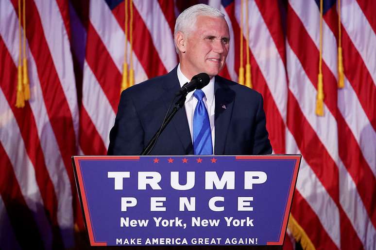 Mike Pence diverge das opiniões de Trump sobre Putin