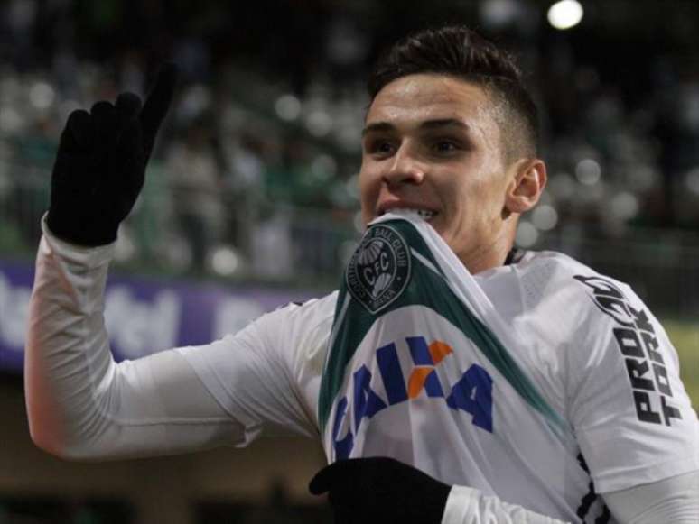 Raphael Veiga é o terceiro reforço do Palmeiras para a próxima temporada (Divulgação/Coritiba)
