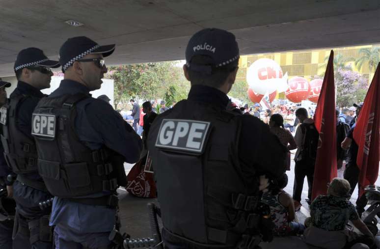 Manifestação da Central Unica dos Trabalhadores – CUT.