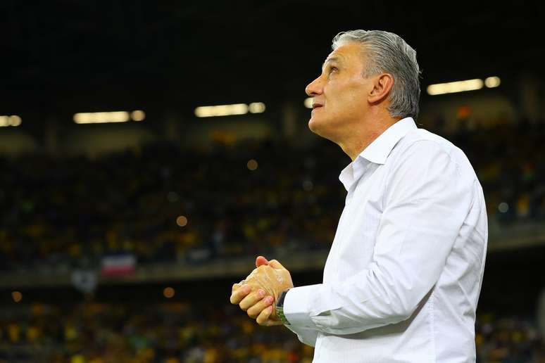 A Seleção Brasileira, líder das Eliminatórias após reagir sob o comando de Tite, acumula 1544,05 e encerra a temporada de 2016 na segunda colocação da lista da Fifa.
