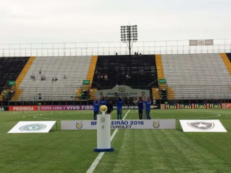 O Botafogo aproveitou bastante a estadia na Arena da Ilha do Governador em 2016 (Reprodução/Twitter/Botafogo)