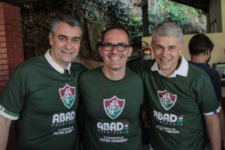 Novo presidente do Flu, Pedro Abad entre Cacá Cardoso e Peter Siemsen (Foto: Divulgação)