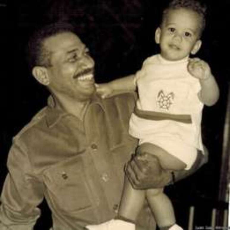 Juan Juan Almeida e seu pai, o herói da Revolução Juan Almeida