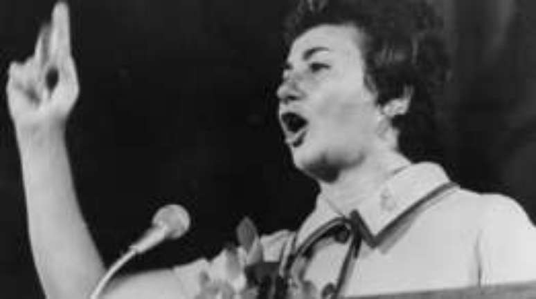 Juanita Castro chamou seu irm&atilde;o Fidel de "marionete do comunismo"