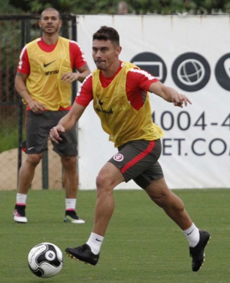 Alex durante treino do Inter, antes de jogo decisivo contra o Cruzeiro (Foto: Itamar Aguiar/Freelancer/Lancepress!)