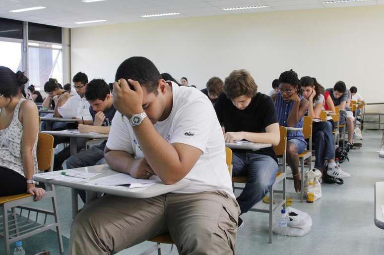 Prova teve participação voluntária de escolas particulares pela primeira vez