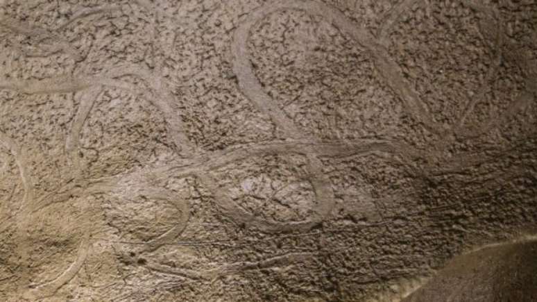 As linhas em zigue-zague s&atilde;o democr&aacute;ticas, f&aacute;ceis de desenhar e melhores como ferramentas de comunica&ccedil;&atilde;o, segundo a pesquisadora