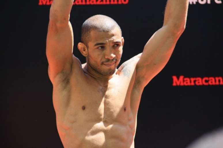 José Aldo voltou a ser promovido a campeão linear dos penas - (Foto: Erik Engelhart)