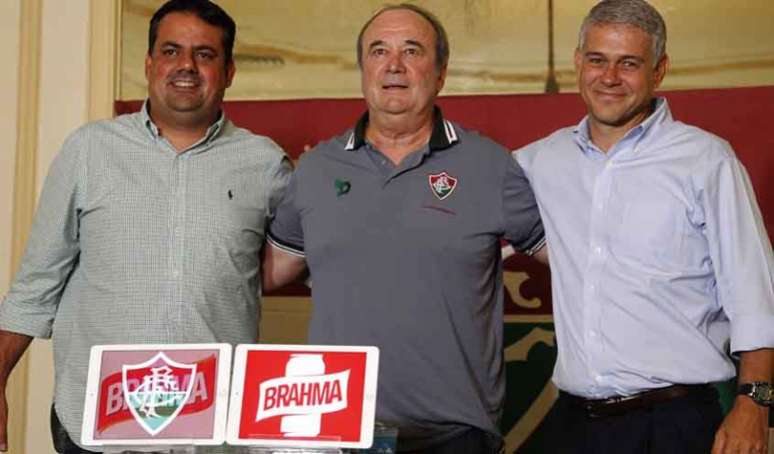 Jorge Macedo, à esquerda, com Levir Culpi e Peter Siemsen (Foto:Nelso Perez/Fluminense)
