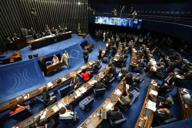 Foram apresentados três destaques para votação em separado  da PEC do Teto dos Gastos Públicos