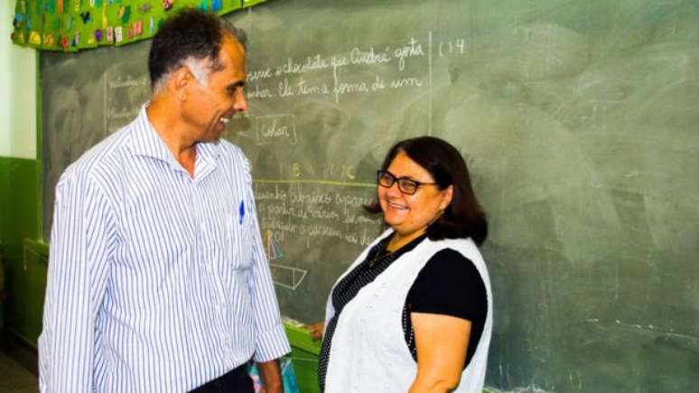 Desafio de M&aacute;ximo Ribeiro agora &eacute; estimular professores 