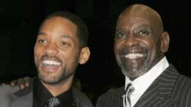 Will Smith (esq.) foi indicado ao Oscar de melhor ator ao interpretar Chris Gardner (dir.) no filme '&Agrave; Procura da Felicidade', em 2006